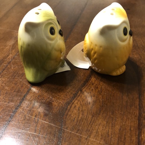 Owls Mini Salt & Pepper Shakers - Picture 5 of 10